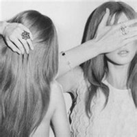 黑白系欧美范女生头像赏析