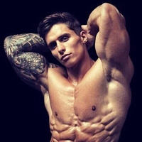 霸气肌肉男帅哥纹身头像赏析
