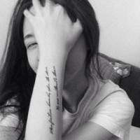 非主流黑白女生头像赏析