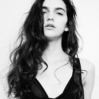 非主流黑白女生头像赏析