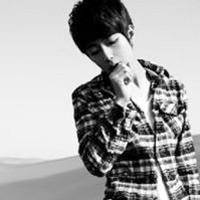 冷酷的非主流男生黑白头像