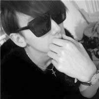 冷酷的非主流男生黑白头像