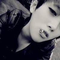 冷酷的非主流男生黑白头像