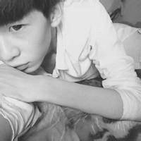 冷酷的非主流男生黑白头像