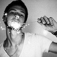 冷酷的非主流男生黑白头像