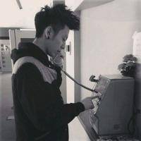 冷酷的非主流男生黑白头像