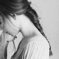 非主流女生黑白伤感头像图片