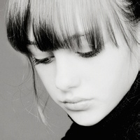 非主流女生黑白伤感头像图片