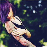 超有范儿的欧美女生纹身头像