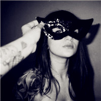 超有范儿的欧美女生纹身头像