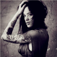 超有范儿的欧美女生纹身头像