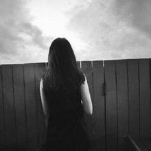 精选2016最热qq女生黑白头像