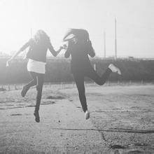 精选2016最热qq女生黑白头像