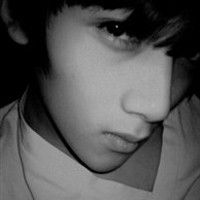 高冷的男生黑白头像图片