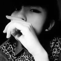 高冷的男生黑白头像图片