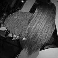 不带字的女生黑白伤感头像