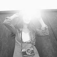 唯美意境女生黑白qq头像