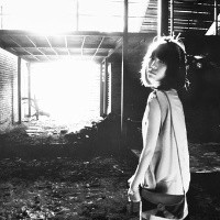 唯美意境女生黑白qq头像