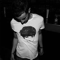 精选欧美男生黑白微信头像