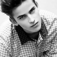 精选欧美男生黑白微信头像