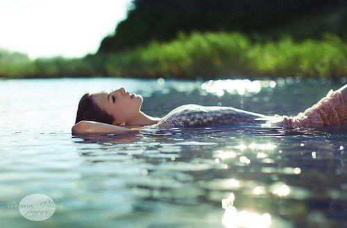 非主流森系伤感女生意境图片