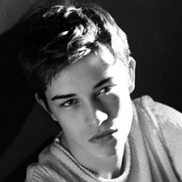 好看的超拽男生黑白微信头像