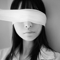 最新非主流伤感黑白qq头像