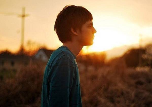 唯美小清新欧美男生意境图片素材