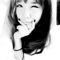 非主流90后美女黑白头像图