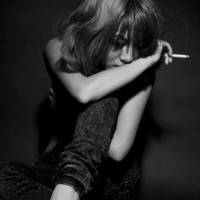 非主流唯美女生黑白头像图