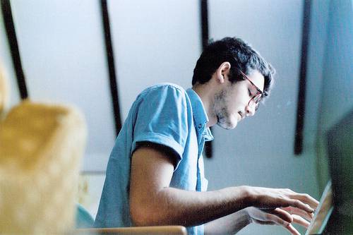 治愈系欧美男生唯美意境图片