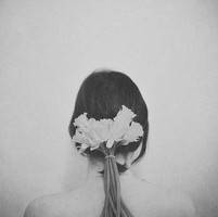 非主流qq黑白女生头像