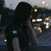 非主流qq黑白女生头像