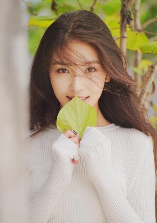 高颜值非主流美女唯美图片