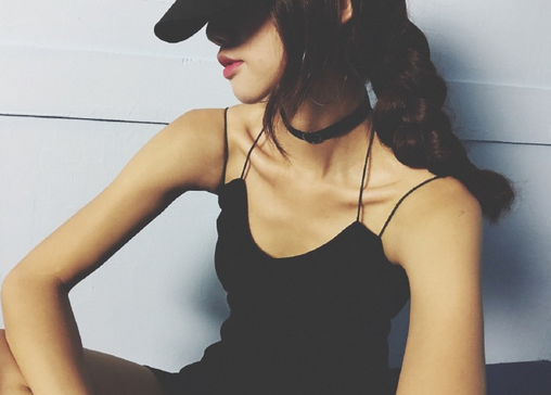 最新非主流自拍美女个性图片