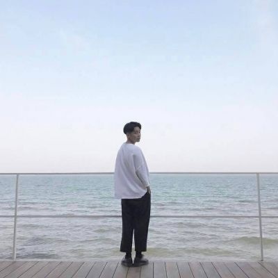 一男一女非主流情侣头像图片