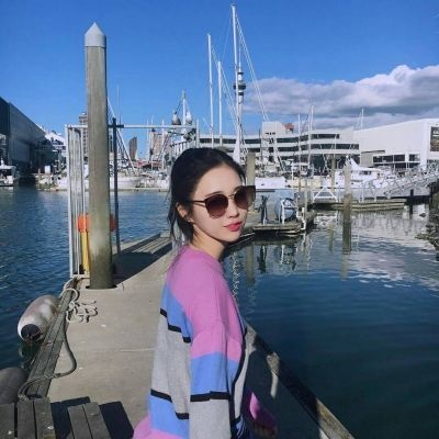 一男一女非主流情侣头像图片