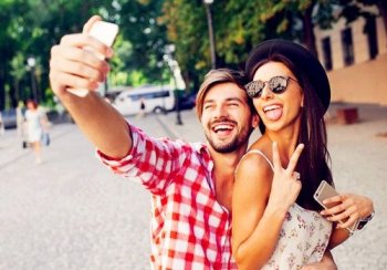 欧美非主流情侣图片一对