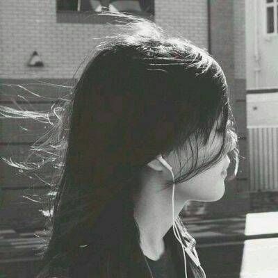 最新非主流颓废女生头像图片