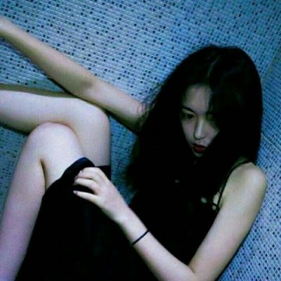 最新非主流颓废女生头像图片