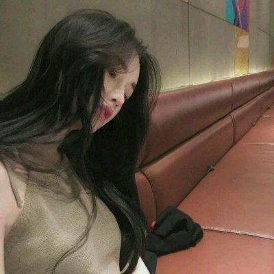 最新非主流颓废女生头像图片