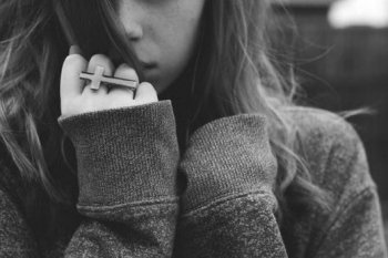 黑白非主流颓废伤感图片