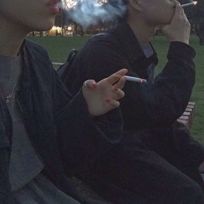 年轻个性张扬非主流帅哥头像