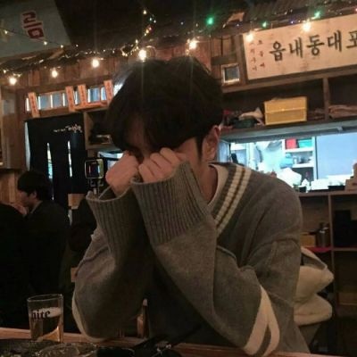 年轻个性张扬非主流帅哥头像