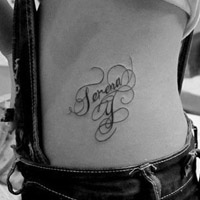 小清新简约女生纹身头像图片