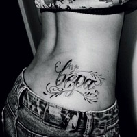 小清新简约女生纹身头像图片