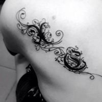 小清新简约女生纹身头像图片