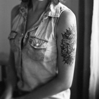 欧美时尚前卫情侣纹身头像