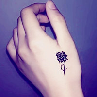 唯美小清新的女生纹身头像