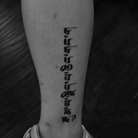 欧美帅哥黑白霸气纹身头像